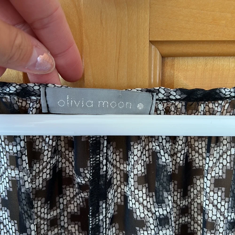 Olivia Moon Women’s Blouse - Picture 5 of 7